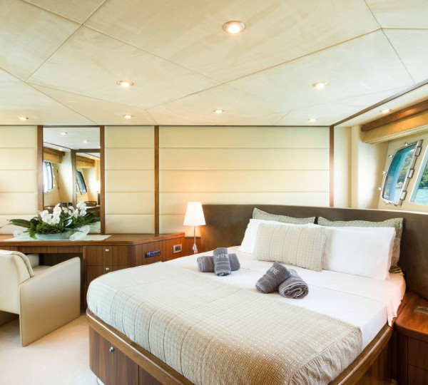 SHINE Yacht Charter Details, Sunseeker | CHARTERWORLD Luxury Superyachts